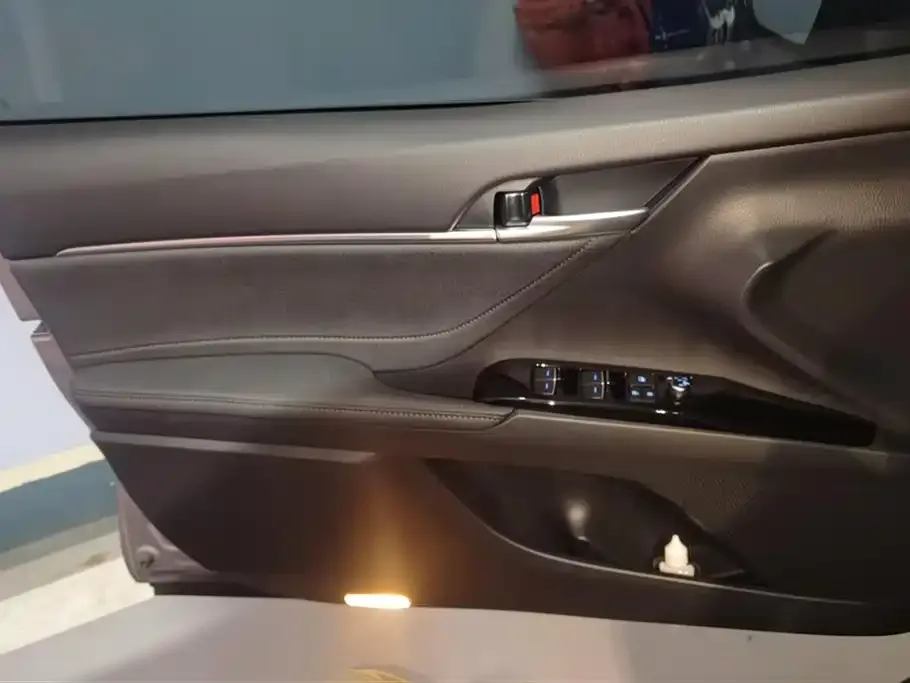 Toyota Camry 2023 из CN, фото 7