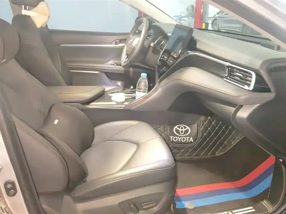 Toyota Camry 2023 из CN, фото 8