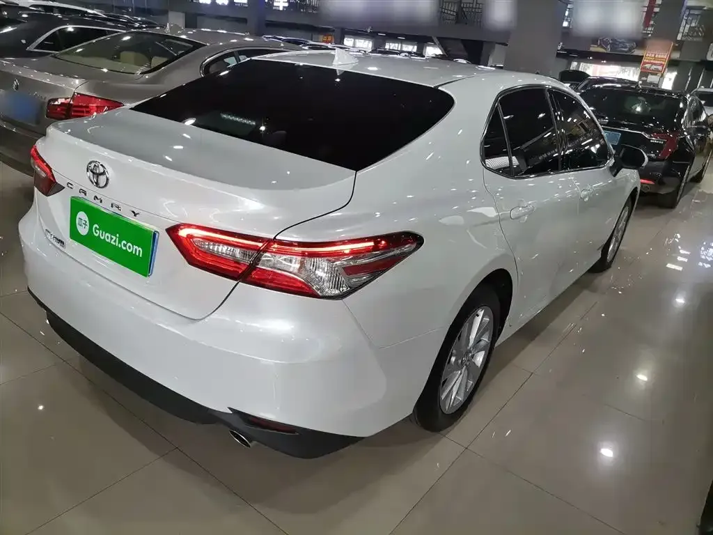 Toyota Camry 2022 из CN, фото 9