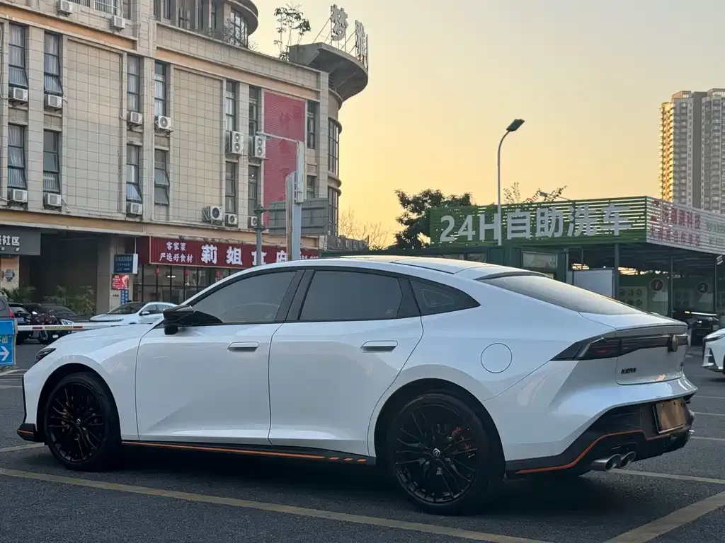 Changan UNI-V 2025 из CN, фото 6
