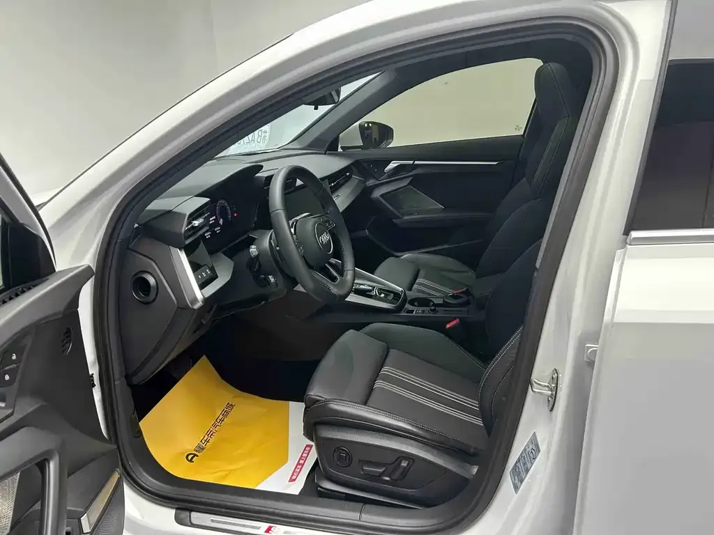 Audi A3 2022 из CN, фото 9
