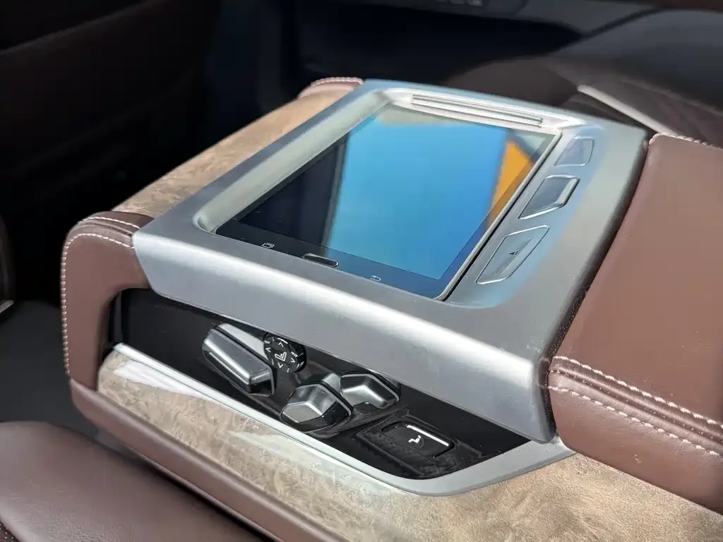 BMW 7 Series 2021 из CN, фото 2