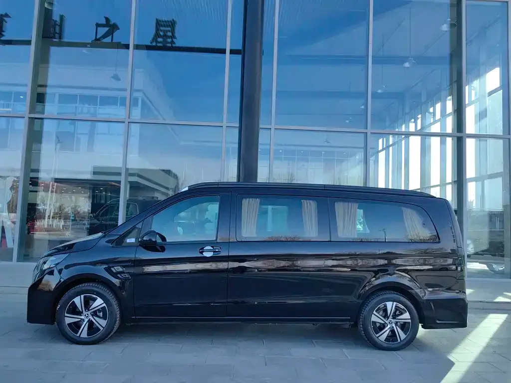 Mercedes-Benz Vito 2025 из CN, фото 5