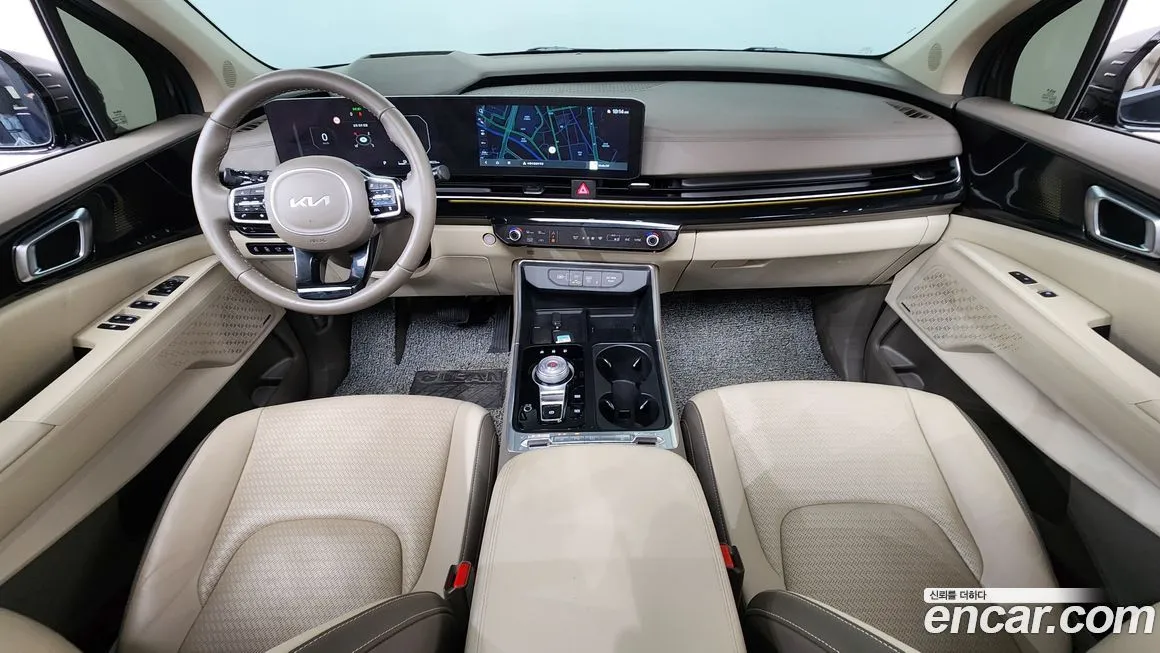 Kia Carnival — фото 4