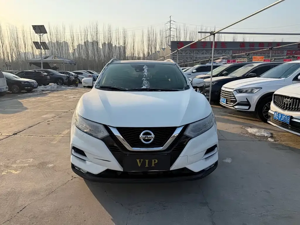 Nissan Qashqai — фото 6