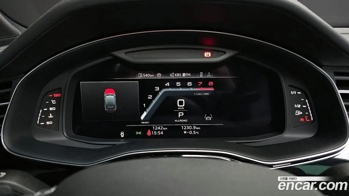 Audi Q7 2025 из KR, фото 2