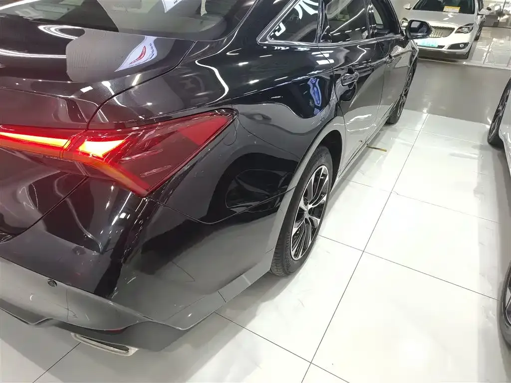 Toyota Avalon 2022 из CN, фото 8