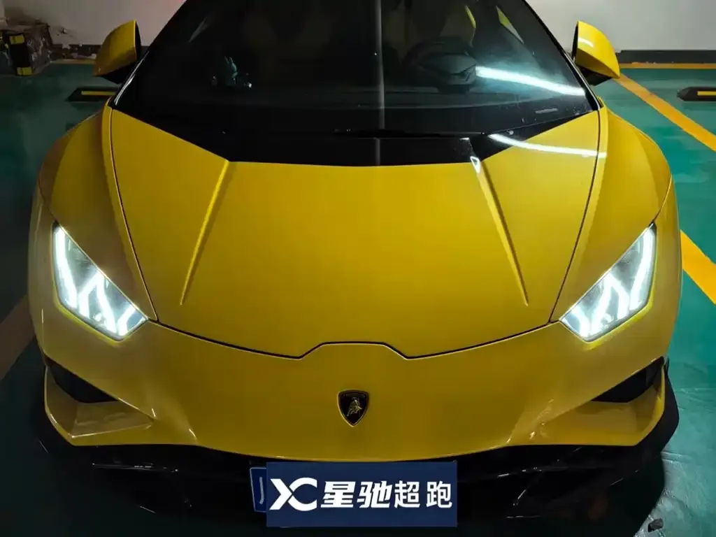 Lamborghini Huracan — фото 1