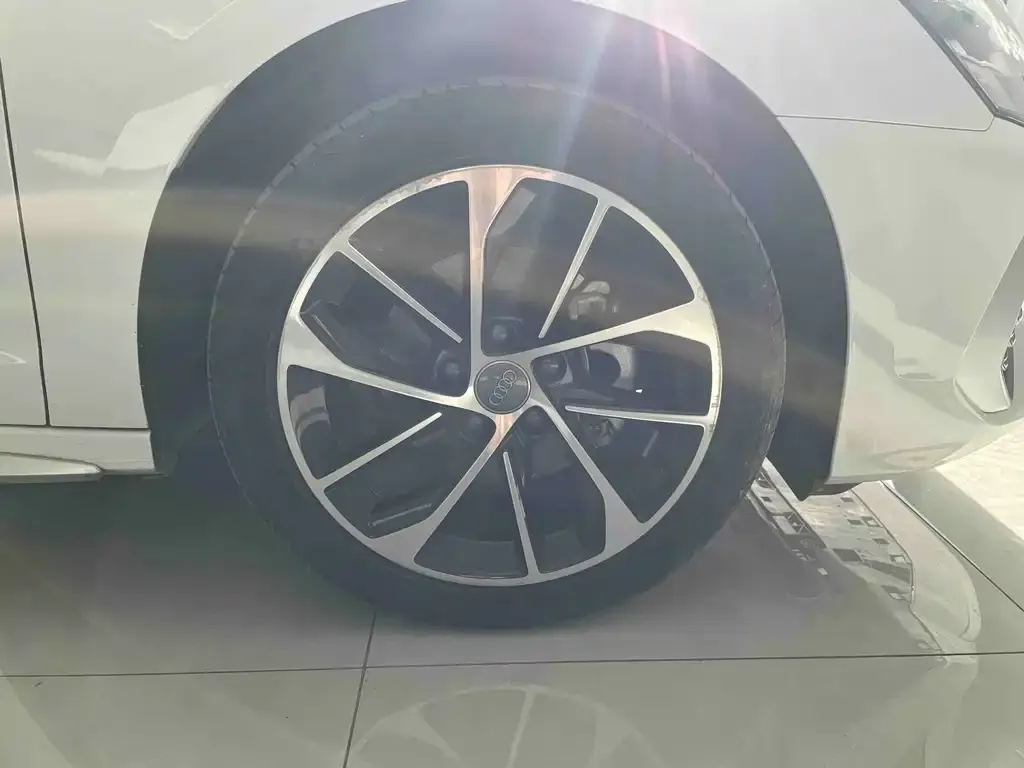 Audi A3 2022 из CN, фото 3