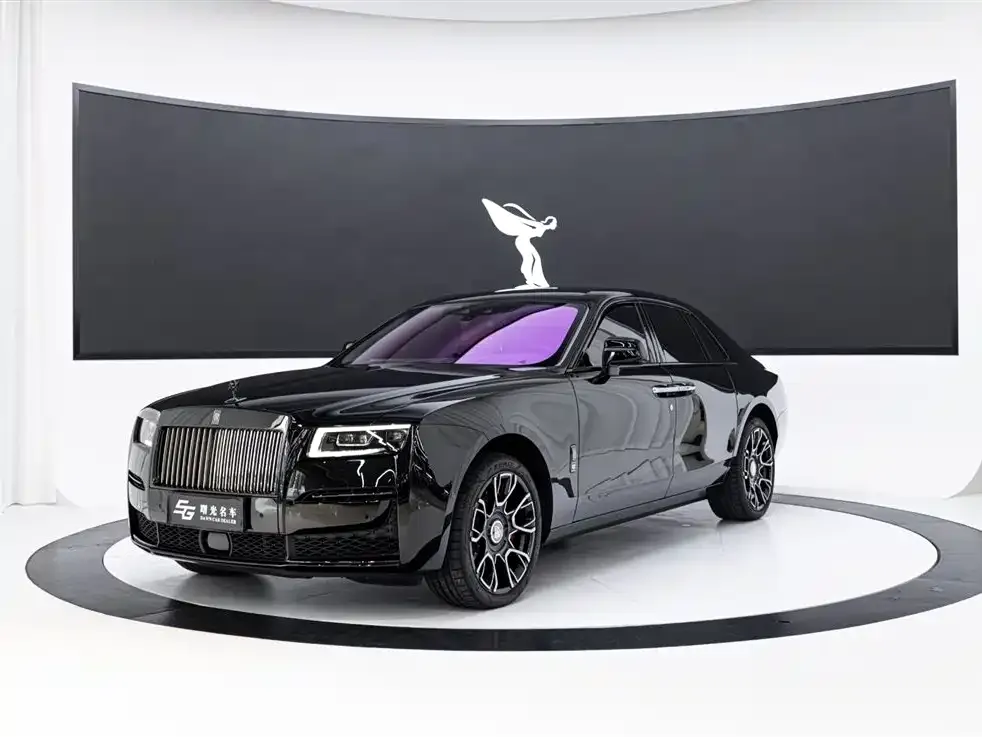 Rolls-Royce Ghost — фото 1
