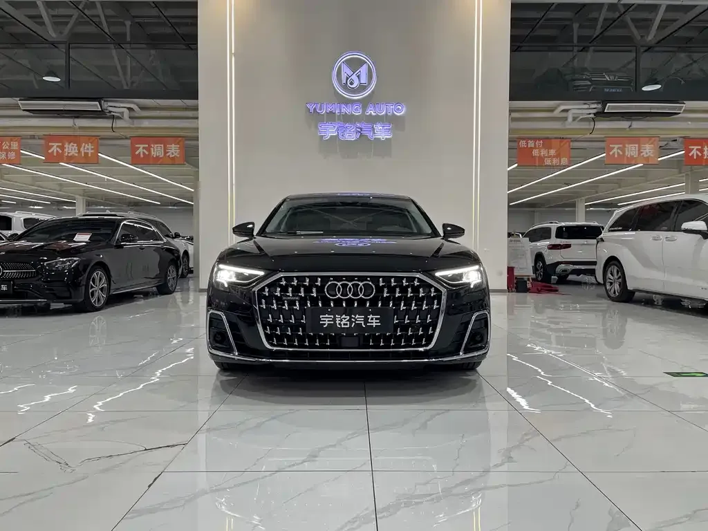 Audi A8 2023 из CN, фото 8