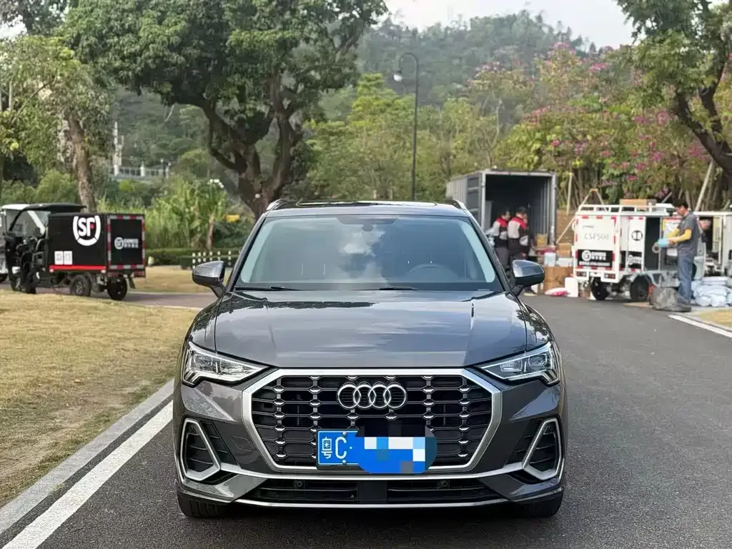 Audi Q3 2021 из CN, фото 9