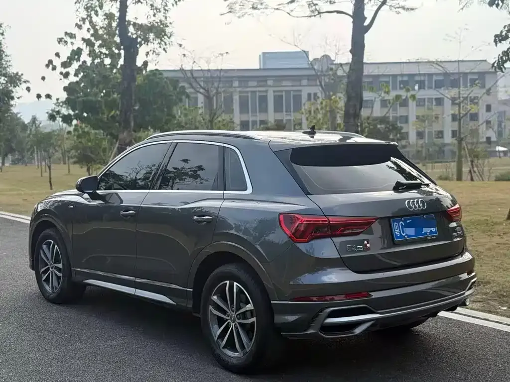 Audi Q3 2021 из CN, фото 2