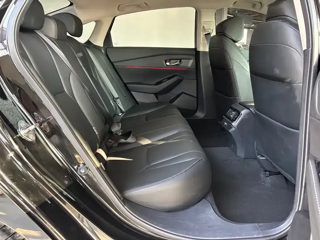 Honda Accord 2024 из CN, фото 7