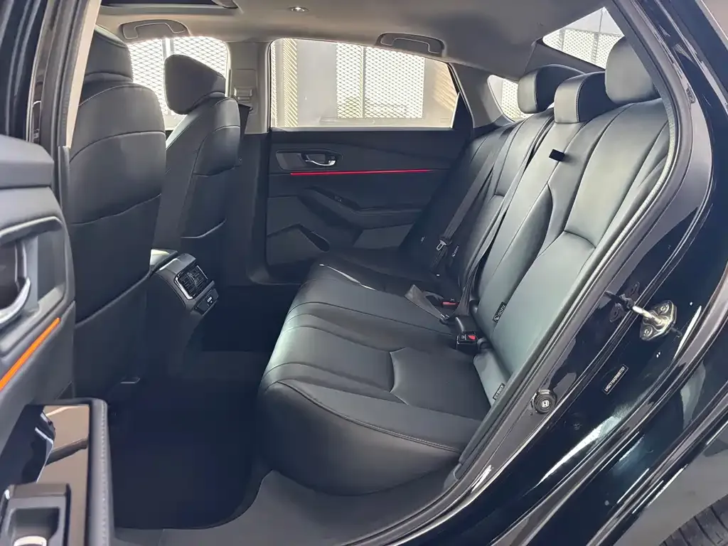Honda Accord 2024 из CN, фото 8