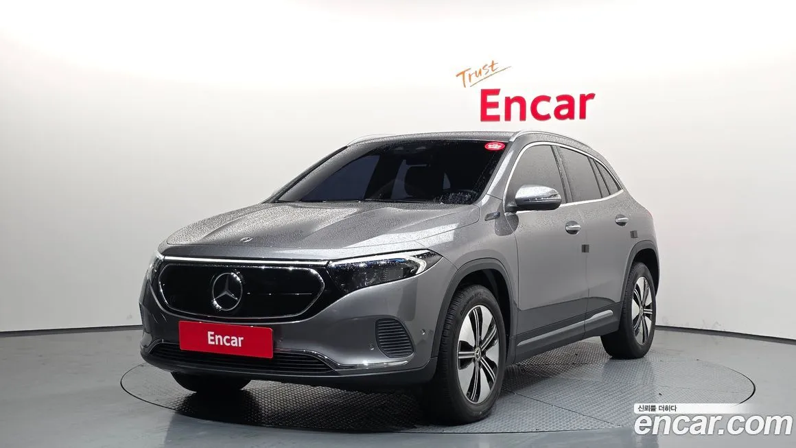 Mercedes-Benz EQA — фото 1