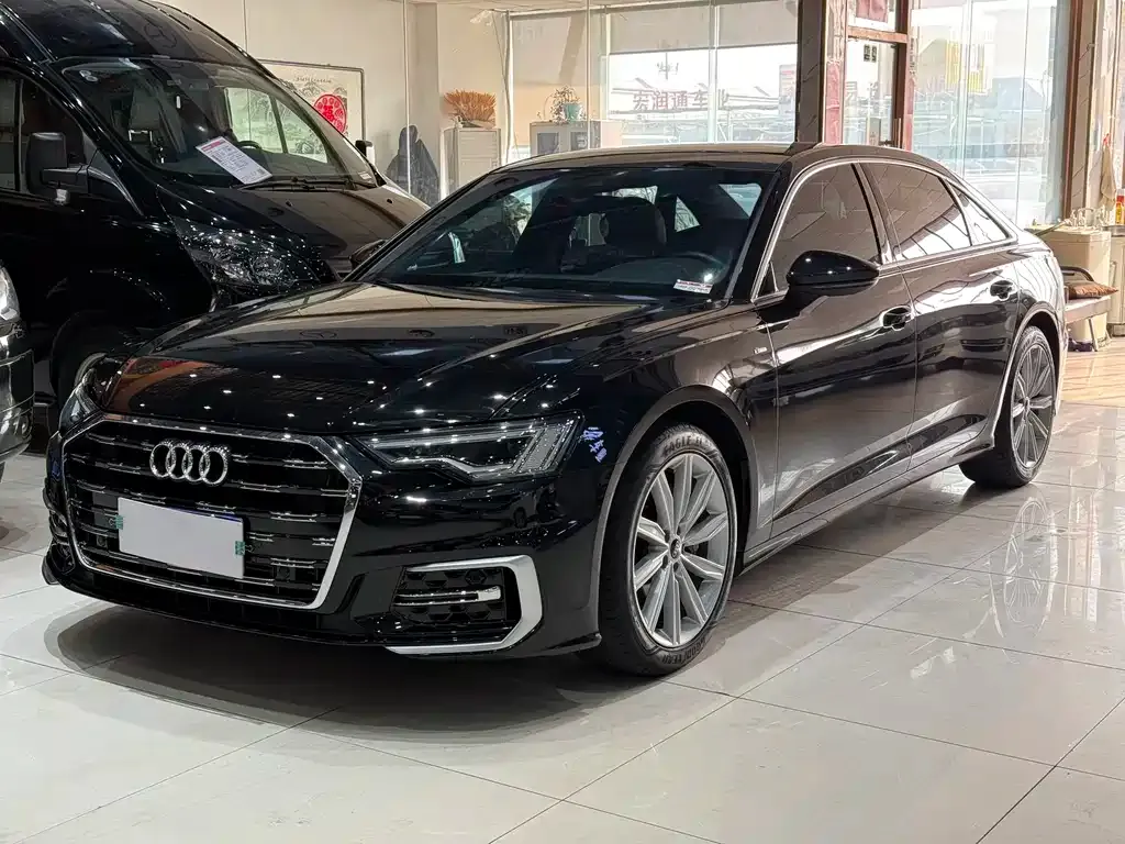 Audi A6L 2023 из CN, фото 1