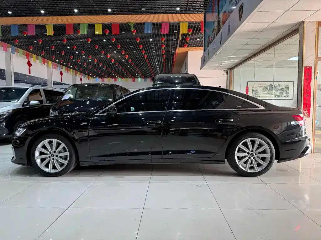 Audi A6L 2023 из CN, фото 8