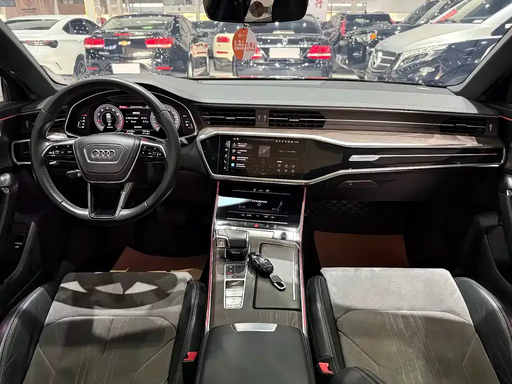 Audi A6L 2023 из CN, фото 7