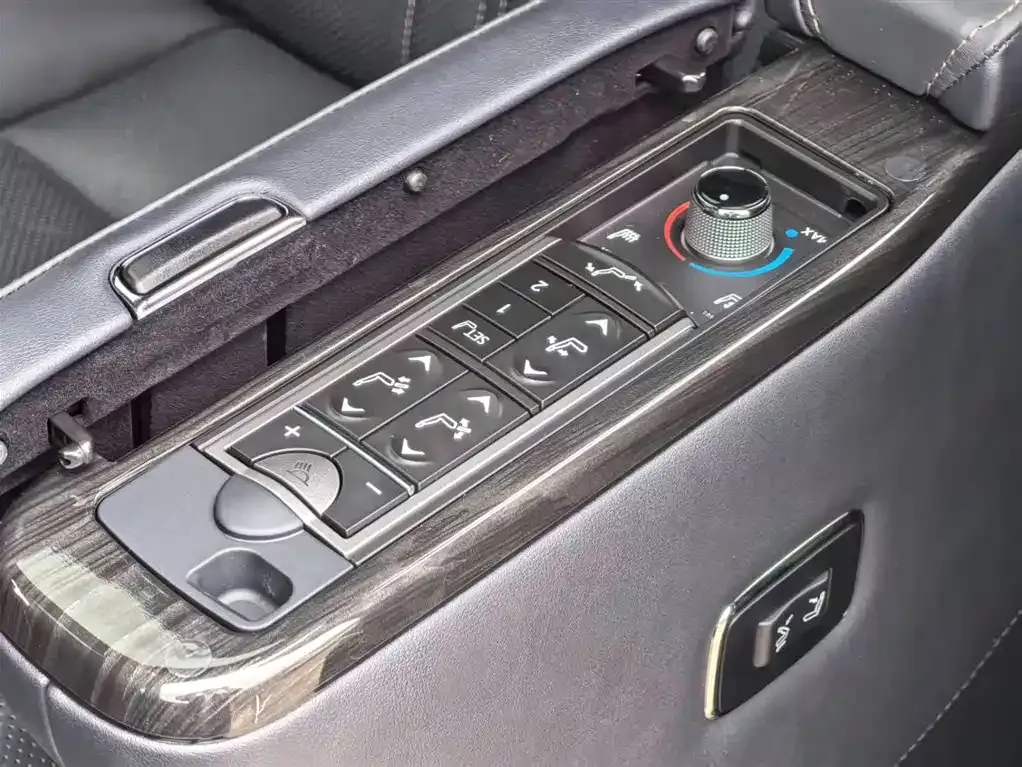 Lexus LM 2022 из CN, фото 7