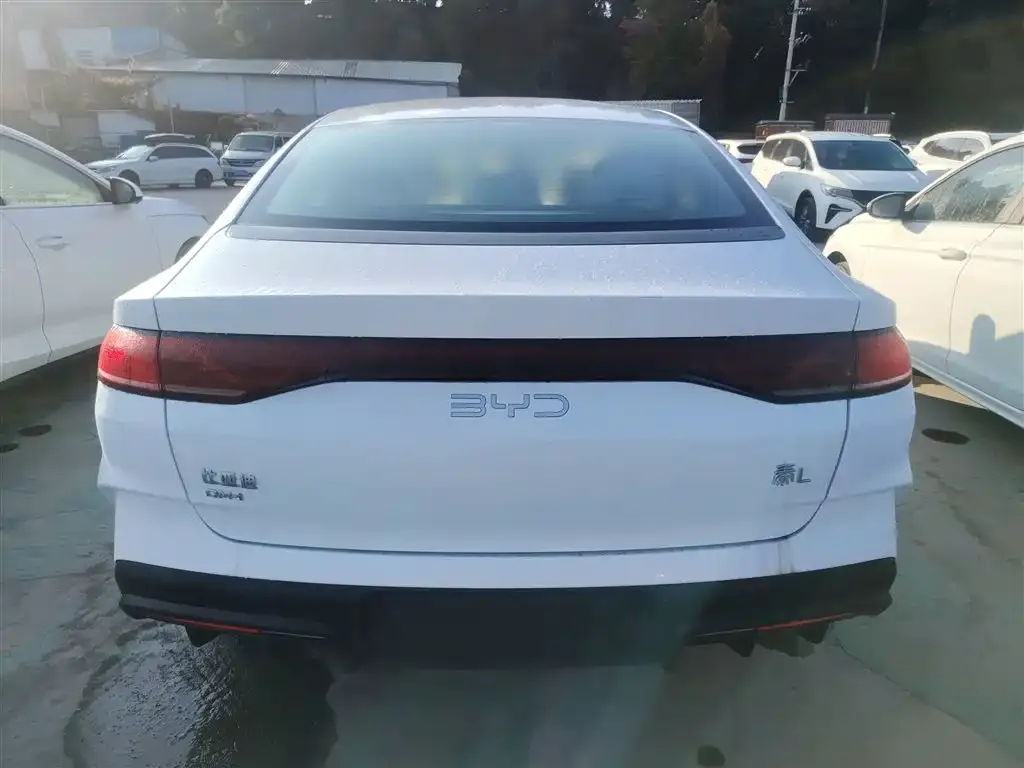 BYD Qin L 2025 из CN, фото 5