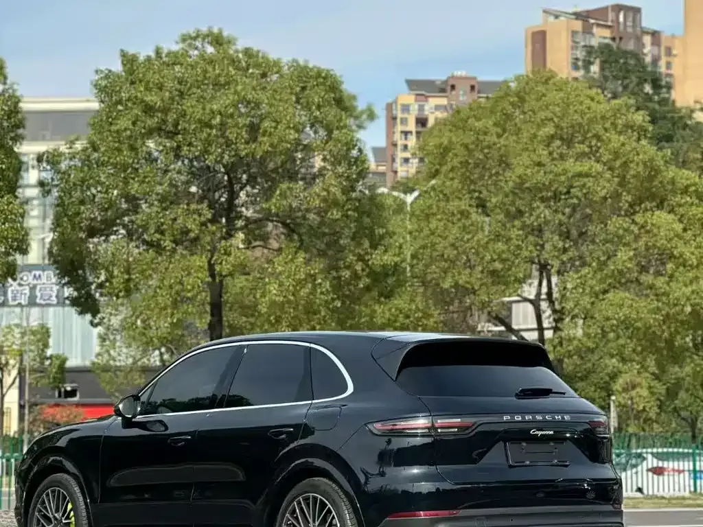 Porsche Cayenne Hybrid 2023 из CN, фото 6