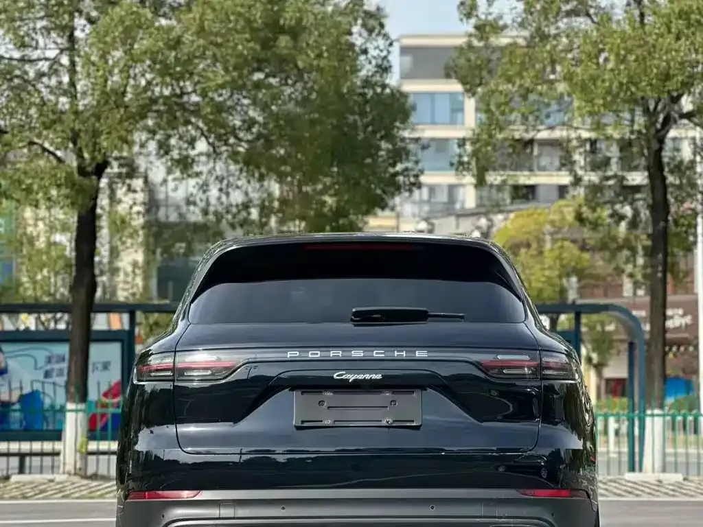 Porsche Cayenne Hybrid 2023 из CN, фото 8