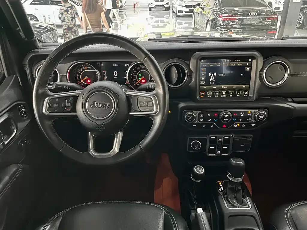 Jeep Gladiator 2023 из CN, фото 4