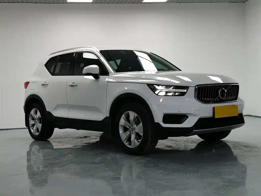 Volvo XC40 2021 из CN, фото 2