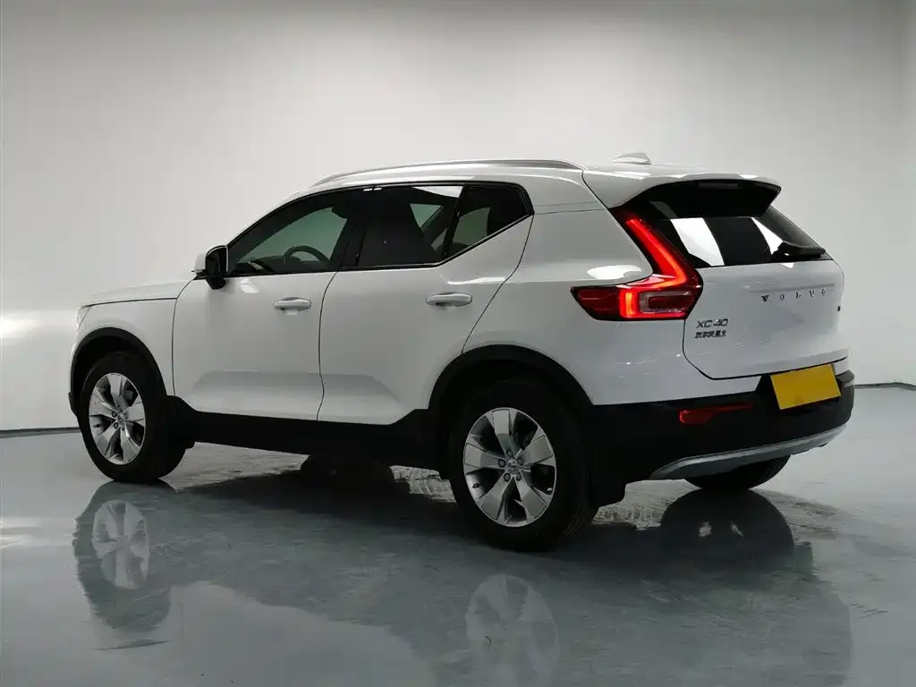 Volvo XC40 2021 из CN, фото 6