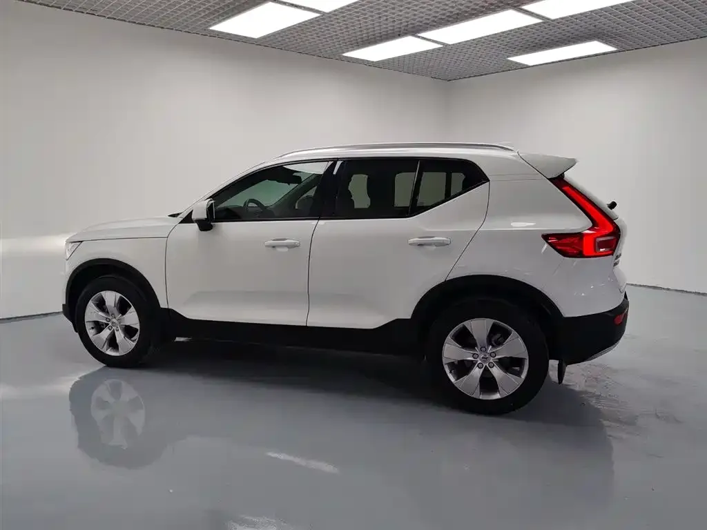 Volvo XC40 2021 из CN, фото 7