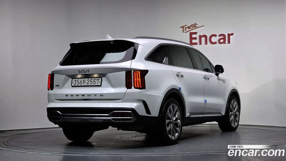 Kia Sorento — фото 3