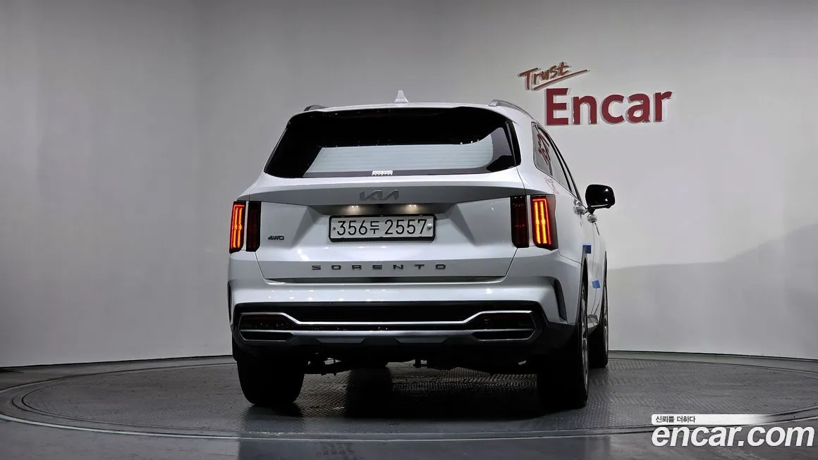 Kia Sorento — фото 4