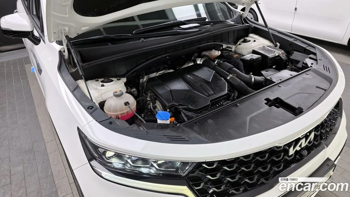Kia Sorento — фото 8