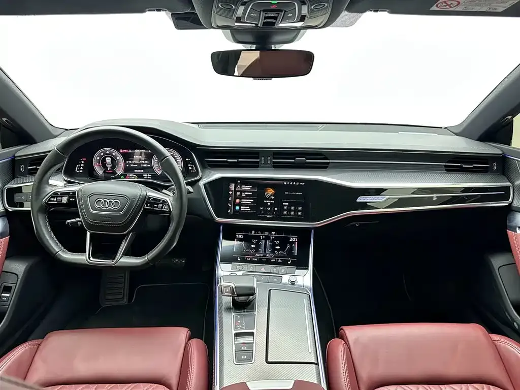 Audi A7L — фото 6