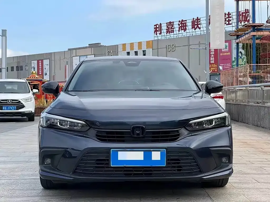 Honda Civic 2022 из CN, фото 2