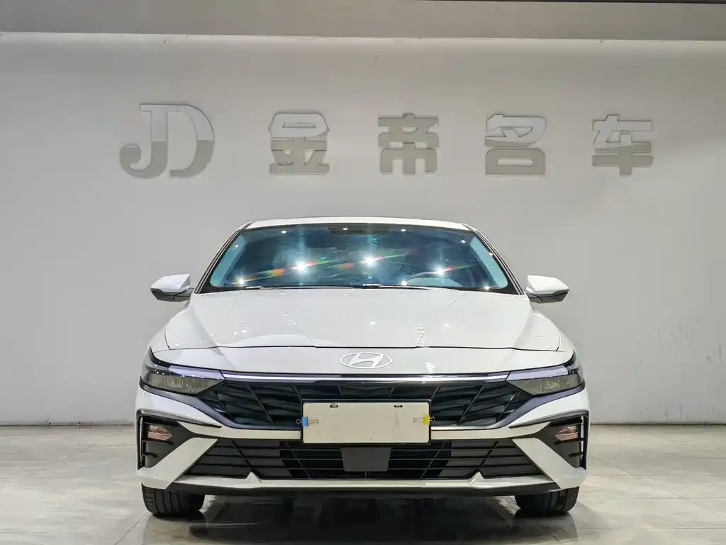 Hyundai Elantra 2024 из CN, фото 8