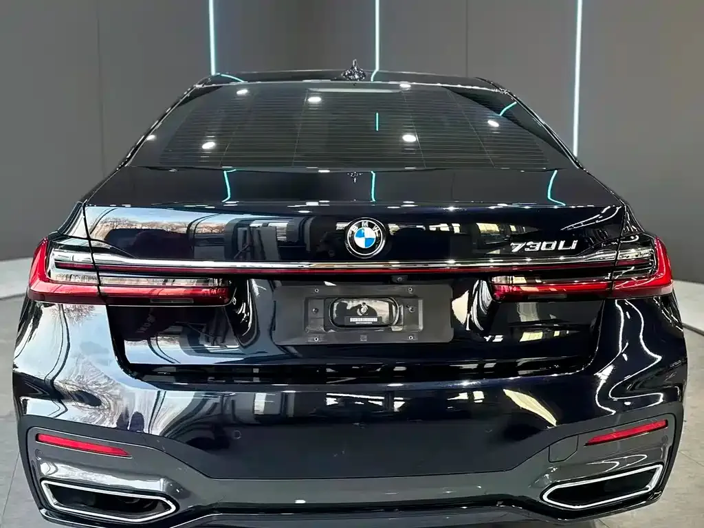 BMW 7 Series — фото 5