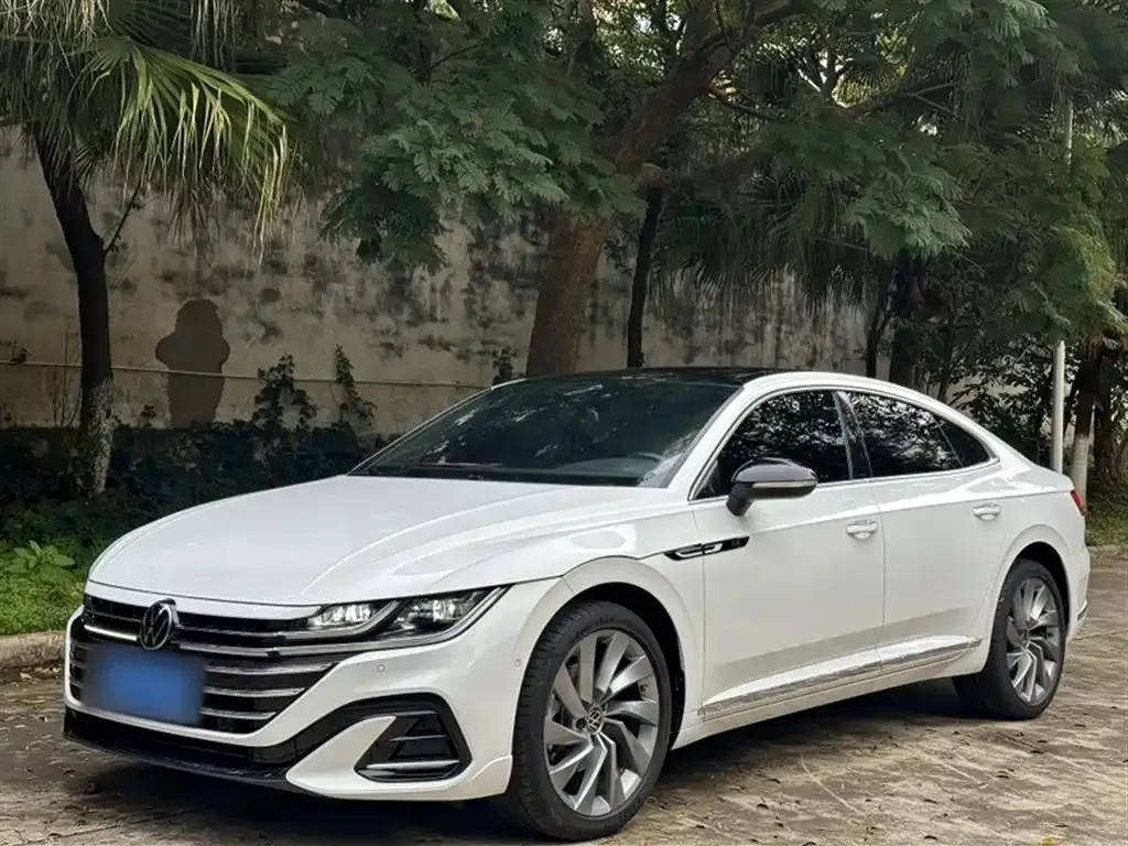 Volkswagen CC — фото 1