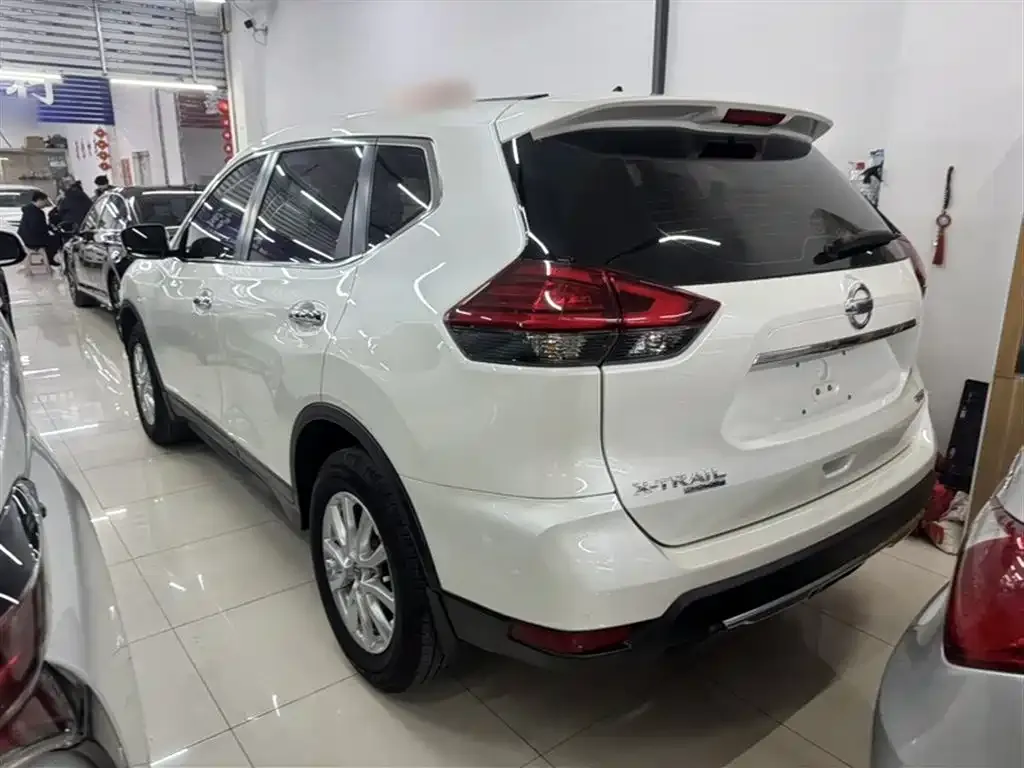Nissan X-Trail 2023 из CN, фото 10