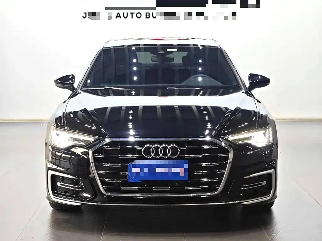 Audi A6L 2023 из CN, фото 3