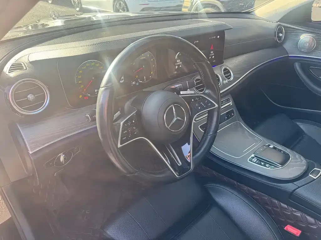 Mercedes-Benz E-Class 2022 из CN, фото 4