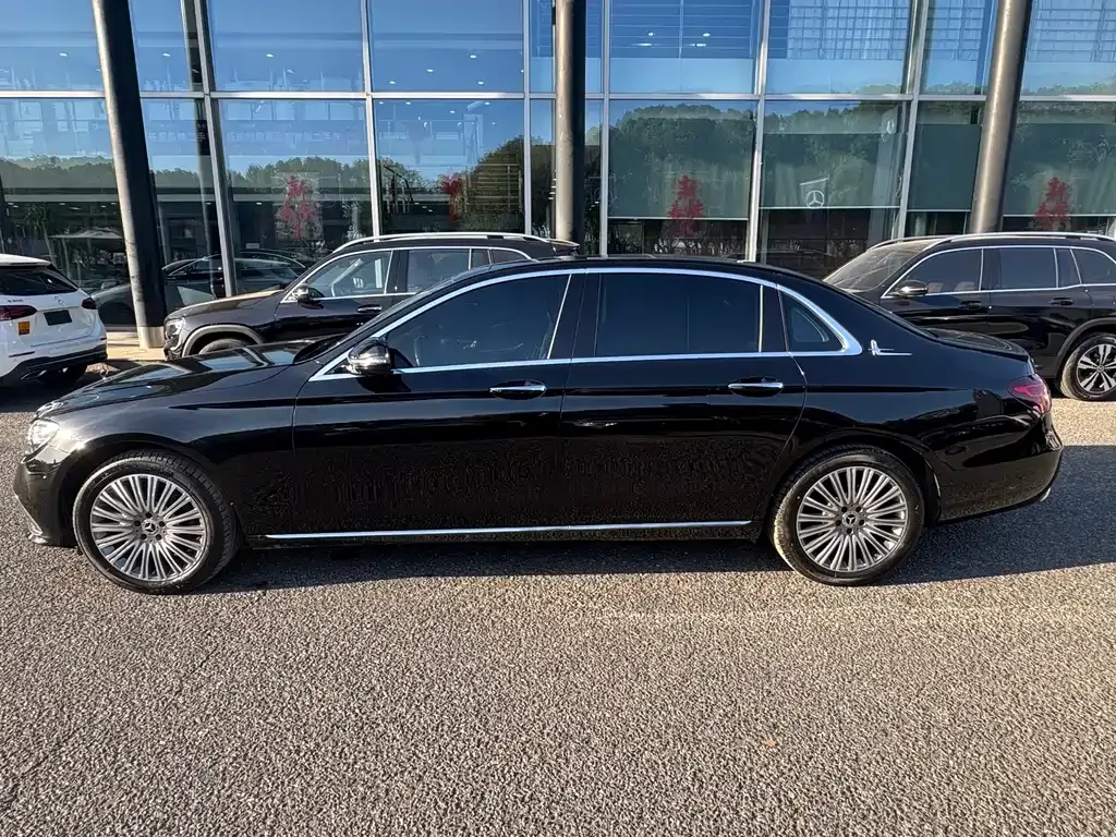 Mercedes-Benz E-Class 2022 из CN, фото 5