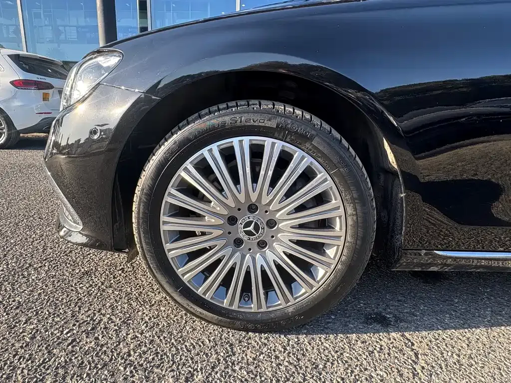 Mercedes-Benz E-Class 2022 из CN, фото 8