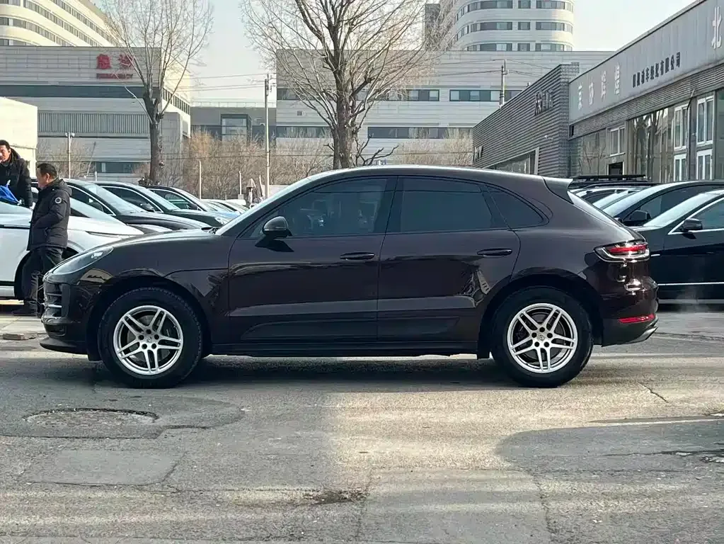 Porsche Macan — фото 9