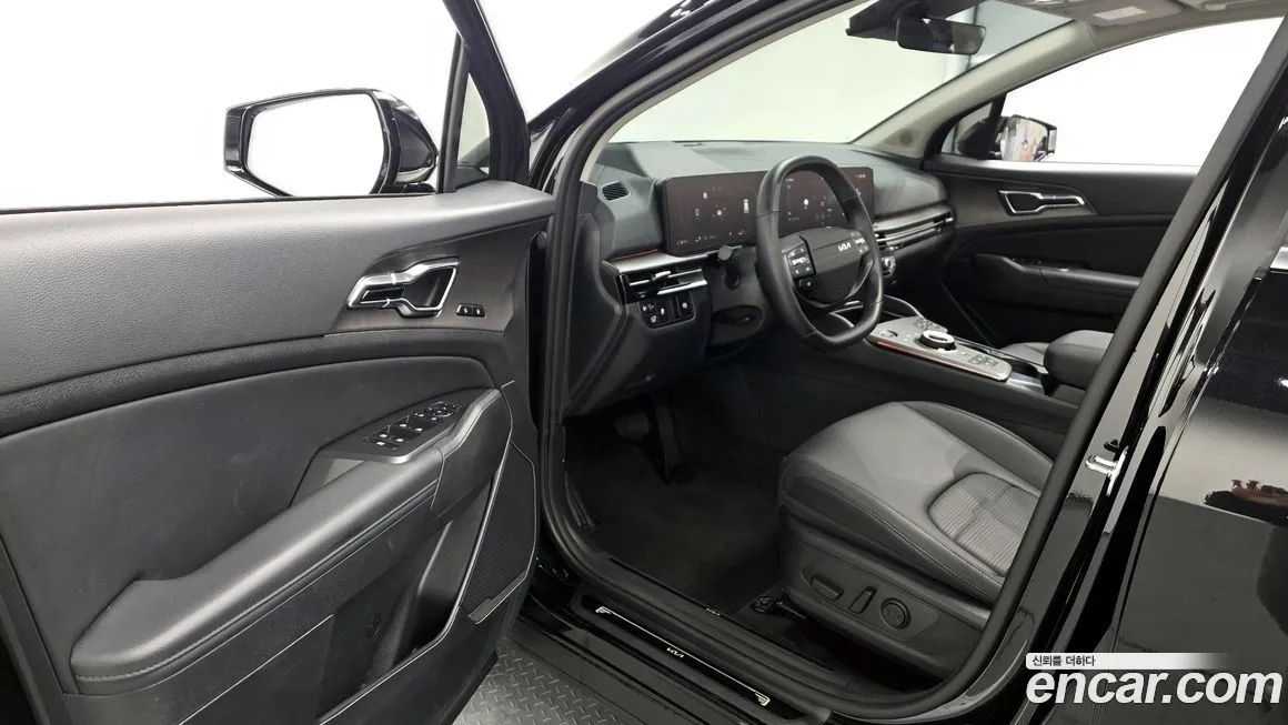 Kia Sportage — фото 10