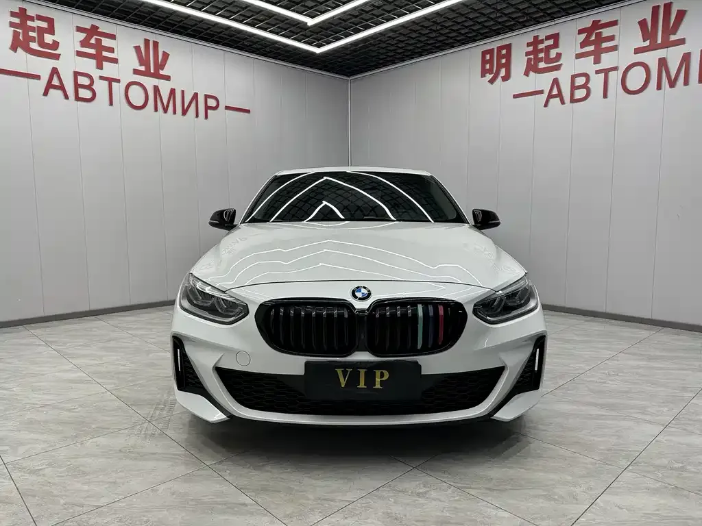 BMW 1 Series 2021 из CN, фото 3