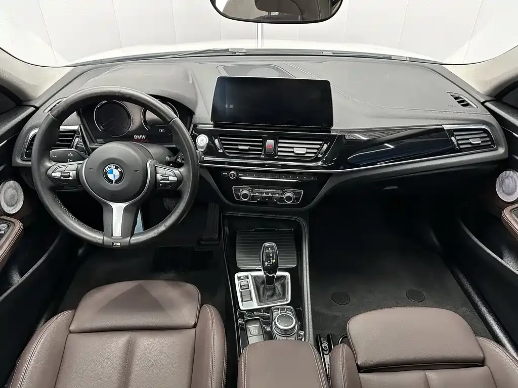 BMW 1 Series 2021 из CN, фото 6