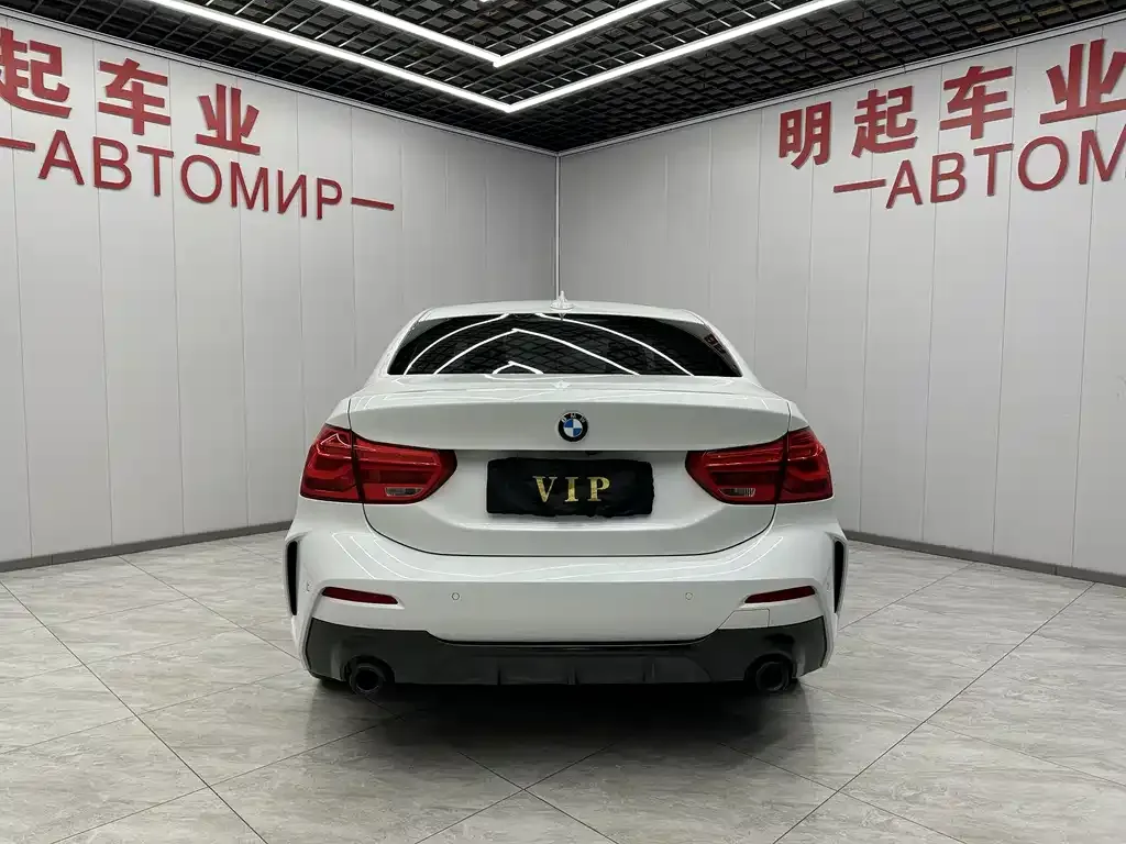 BMW 1 Series 2021 из CN, фото 9