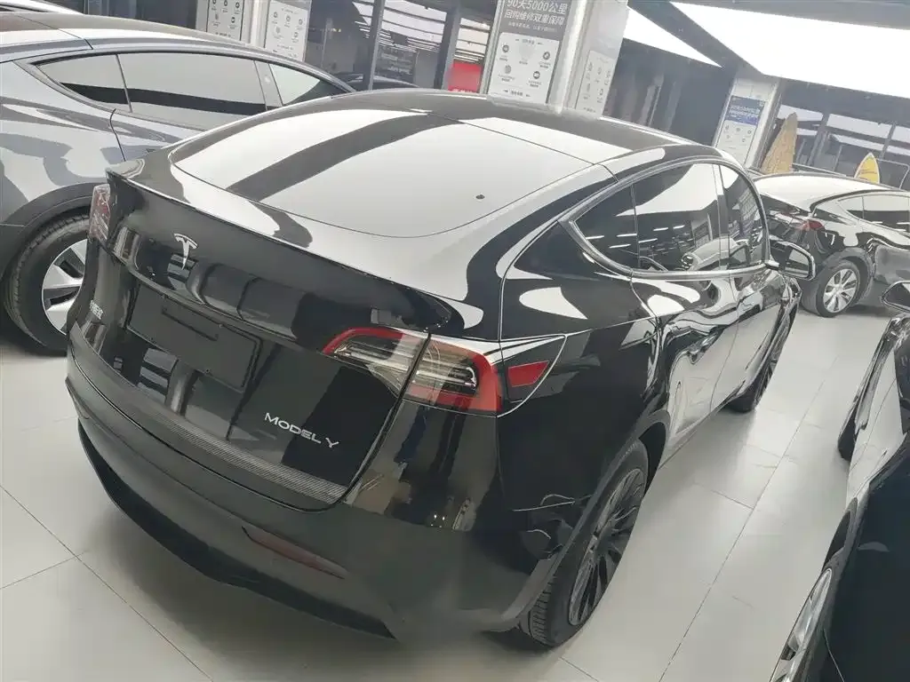 Tesla Model Y 2022 из CN, фото 7